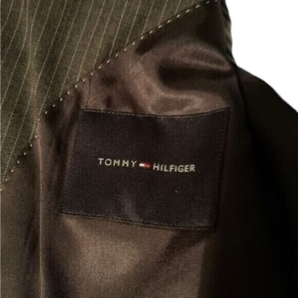 Tommy Hilfiger Blazer Size 42L Gray Pinstripe Preppy Academia Formal Career - Picture 4 of 5